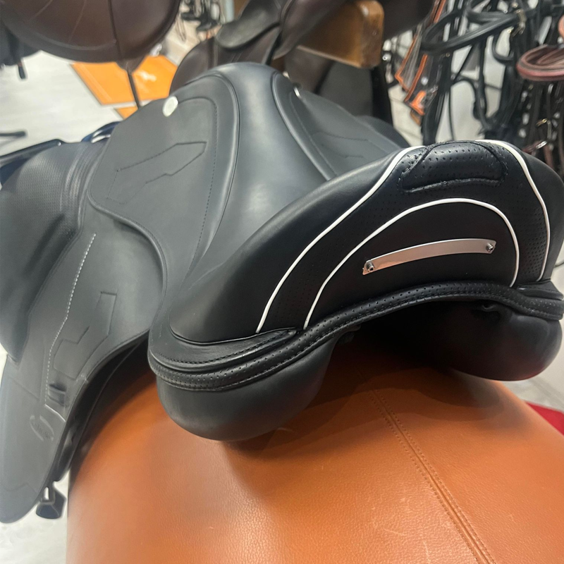 Prestige X-Breath Double Flap Dressage Saddle - Black - 17 - 34-2